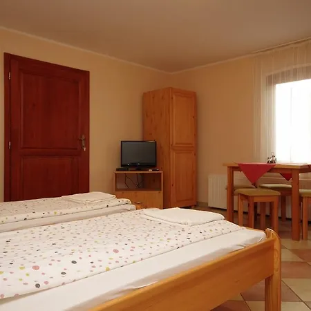 Varazsko Apartmanhaz *