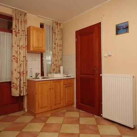 דירה Varazsko Apartmanhaz